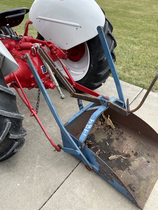 ride on tractor with scoop