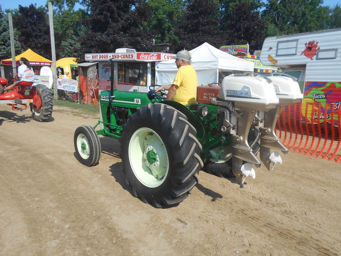 Mid Michigan Old Gas Tractor Show,... - Yesterday's Tractors
